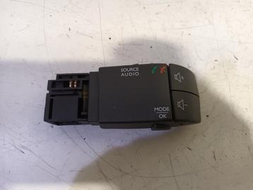 RADIOBEDIENING SCHAKELAAR Renault Clio IV (5R) (255522448R) beschikbaar voor biedingen