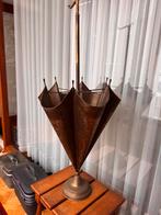 WOI/II messing artilleriehulzen  + parapluhouder, Ophalen