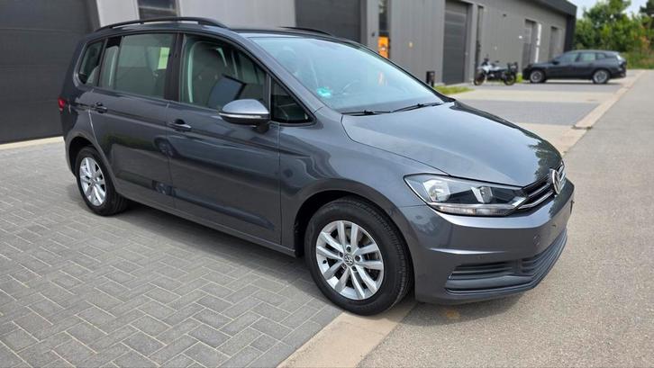 VW Touran 1.4 Benzine Automaat 7 Zitplaatsen  !! MODEL 2018, Autos, Volkswagen, Entreprise, Achat, Touran, ABS, Phares directionnels