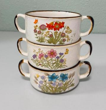 Wildflower servies 3 soepkom soep kom kommen bloemen vintage beschikbaar voor biedingen