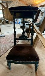 Antieke bidstoel, fraai houtsnijwerk, opknapper, Antiek en Kunst, Ophalen