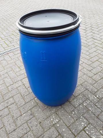 Blauwe ton van 200L  beschikbaar voor biedingen