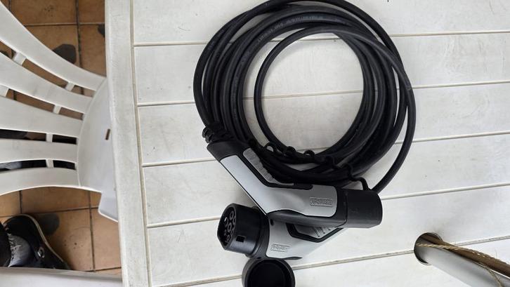 cable de rechargement voiture, Auto-onderdelen, Elektronica en Kabels, Ophalen