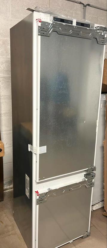 Frigo Siemens encastrable combiné avec congélateur neuf, Electroménager, Réfrigérateurs & Frigos, Enlèvement, Neuf