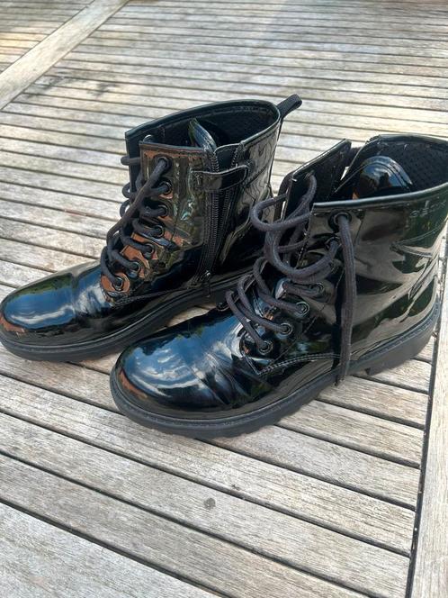 Geox maat 37 blinkend zwart, Kinderen en Baby's, Kinderkleding | Schoenen en Sokken, Zo goed als nieuw, Schoenen, Ophalen