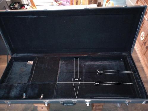 Rockcase Basskoffer voor grote bassen/gitaren, Muziek en Instrumenten, Snaarinstrumenten | Gitaren | Bas, Gebruikt, Elektrisch