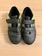 Voetbalschoenen maat 28, Ophalen of Verzenden, Gebruikt