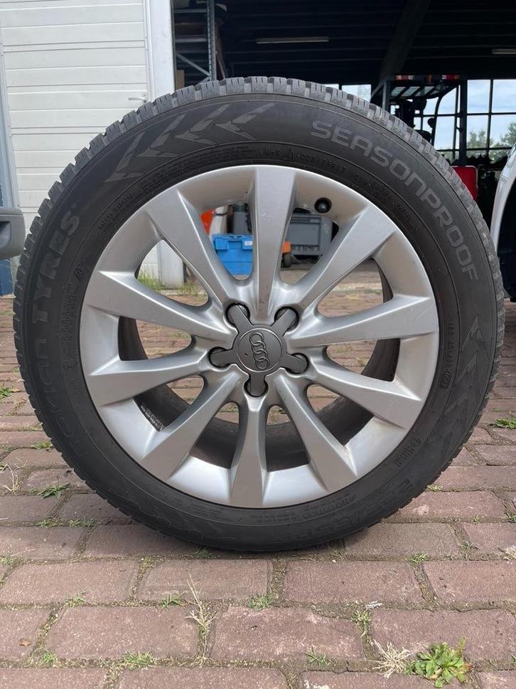 Audi A6 All Season banden met Orig Audi velgen 225-55R17, Auto-onderdelen, Banden en Velgen, Band(en), All Season, 17 inch, 225 mm