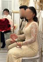 Robe de soirée, ornée de cristaux et de paillettes, Enlèvement, Comme neuf, Beige