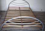 Metalen 2-persoonsbed, Huis en Inrichting, Slaapkamer | Bedden, Ophalen, Tweepersoons, 140 cm, Zo goed als nieuw