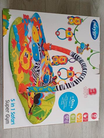 Playgro 5 in 1 safari super gym beschikbaar voor biedingen