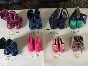 11 paar kinderschoenen samen of apart te koop beschikbaar voor biedingen