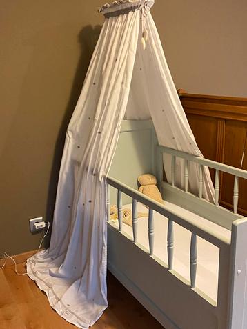 Bedhemel voor babybedje - Premaman beschikbaar voor biedingen