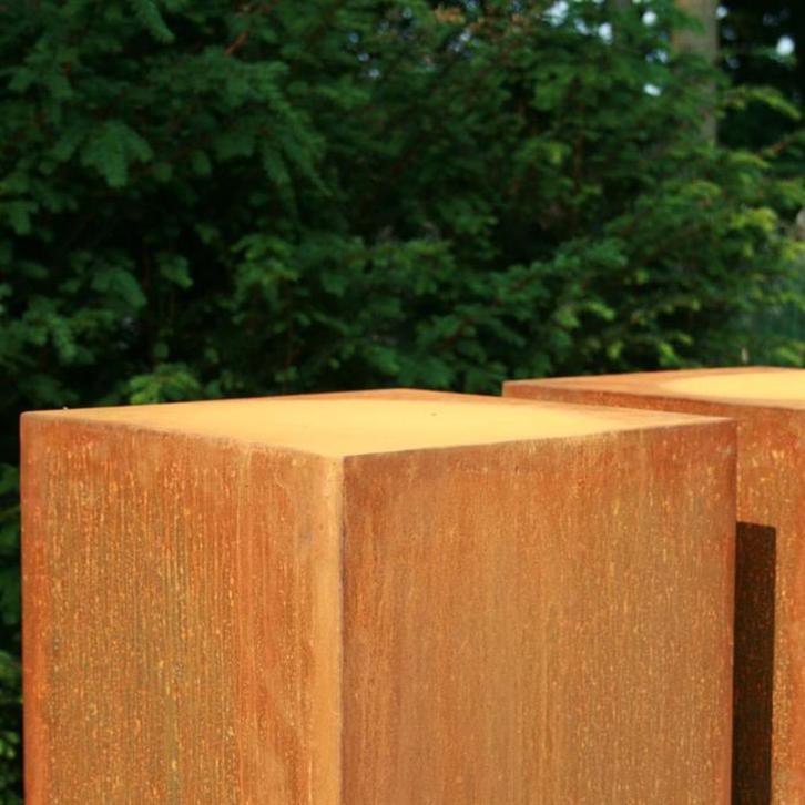 cortenstaal sokkel / voetstuk / pedestal / ook op maat, Tuin en Terras, Tuinbeelden, Nieuw, Overige typen, Overige materialen