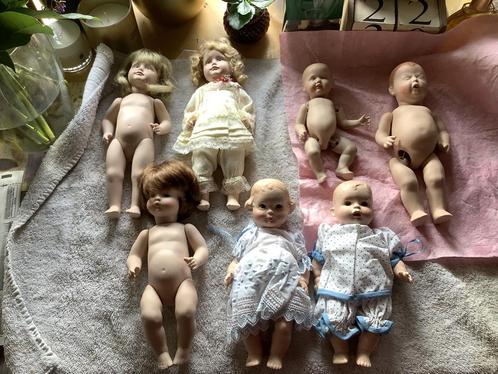 Kleine oude porseleinen popjes, Verzamelen, Poppen, Gebruikt, Ophalen of Verzenden