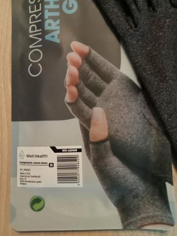 Medische handschoenen. beschikbaar voor biedingen