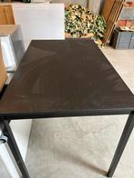 Kleine tafel en stoelen zwart kleir, Ophalen, Gebruikt, Vier personen, Rechthoekig