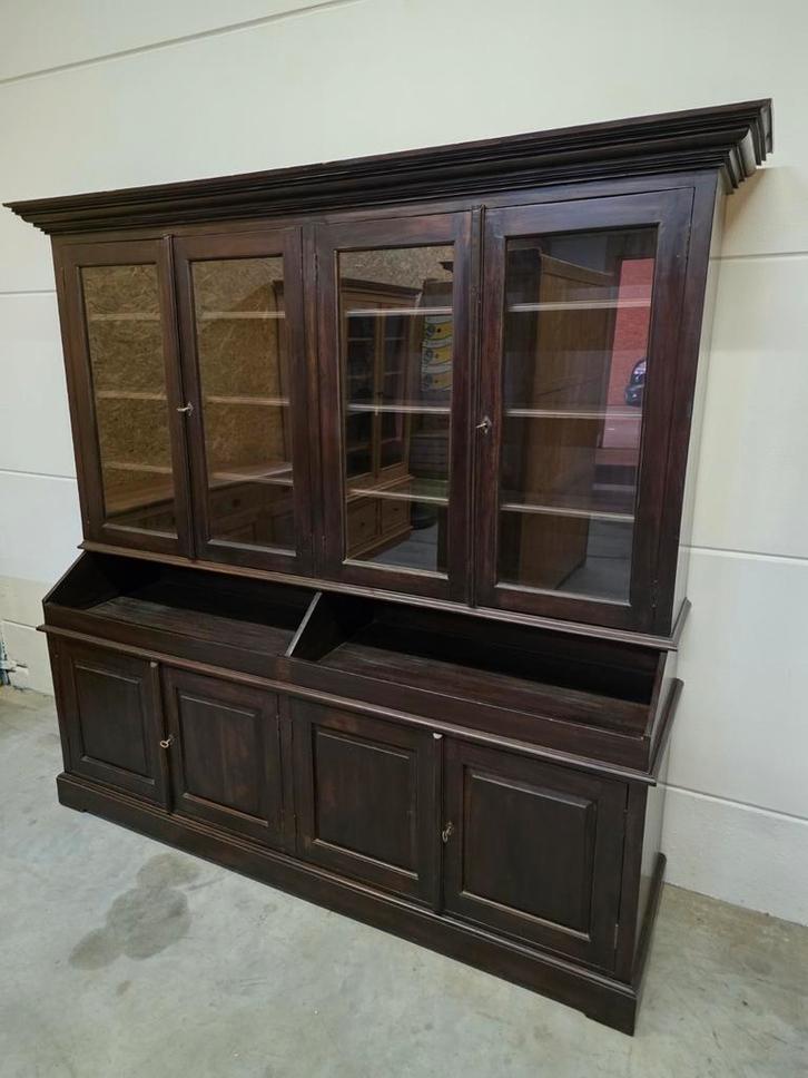 Massief bruin houten  buffetkast/vitrinekast 217,5cm, Huis en Inrichting, Kasten | Buffetkasten, Gebruikt, Ophalen