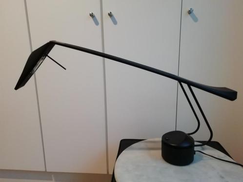 Dove  bureaudesignlamp, Huis en Inrichting, Lampen | Tafellampen, Zo goed als nieuw, 50 tot 75 cm, Kunststof, Metaal, Ophalen