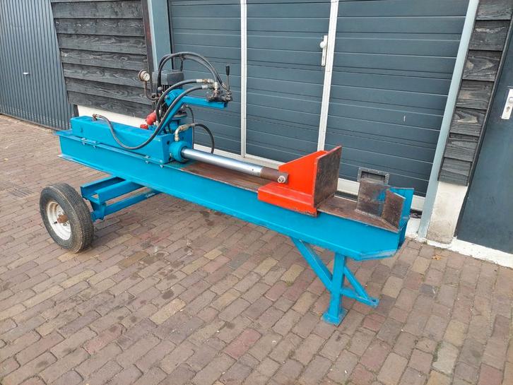 Houtkloofmachine  kachel houtkloofmachine Houtklief machines, Tuin en Terras, Kloofmachines, Zo goed als nieuw, Liggend, Elektrisch