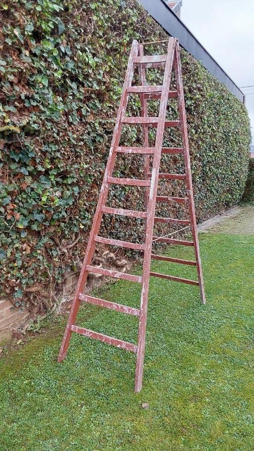 Ancienne échelle de peintre  (Hauteur : 230cm), Doe-het-zelf en Bouw, Ladders en Trappen, Gebruikt, Ladder, Ophalen
