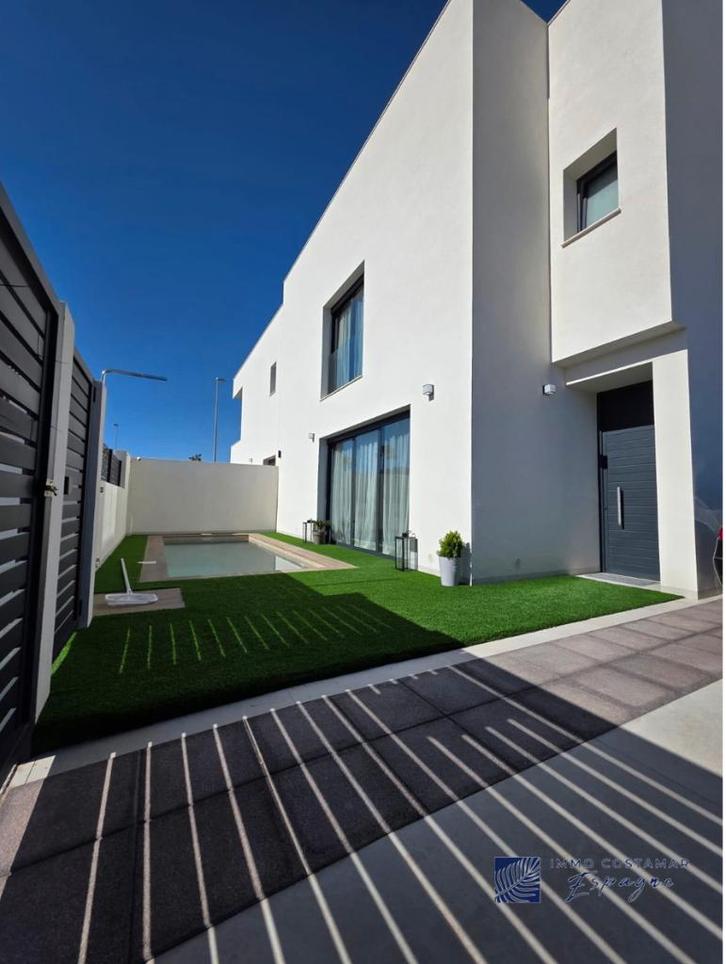 villa proche du bord de mer à vendre en Espagne., Immo, Buitenland, Spanje, Woonhuis, Dorp