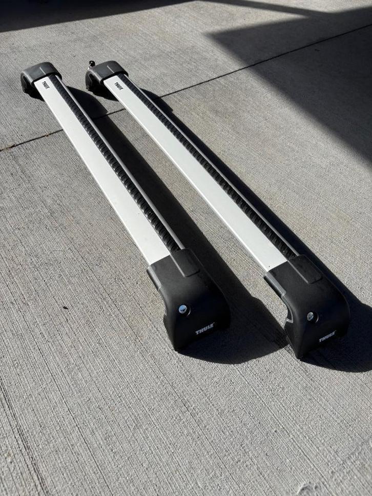 Barres de toit THULE Wingbar Edge 9592 (kit Thule Volvo V60), Auto diversen, Dakdragers, Zo goed als nieuw, Ophalen of Verzenden