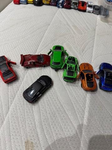 te koop "Gebruikte meer dan 30 Diecast Model Auto Partij  beschikbaar voor biedingen
