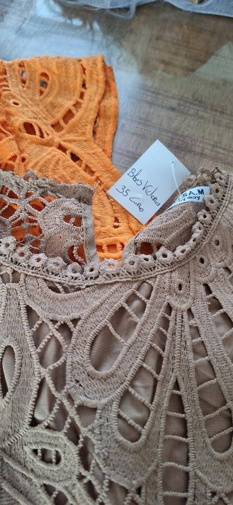 2 mooie kanten bloesjes, Kleding | Dames, Blouses en Tunieken, Nieuw, Ophalen