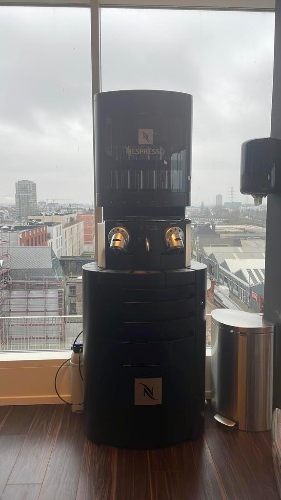 Machine à café Nespresso, Electroménager, Cafetières, Comme neuf, Enlèvement