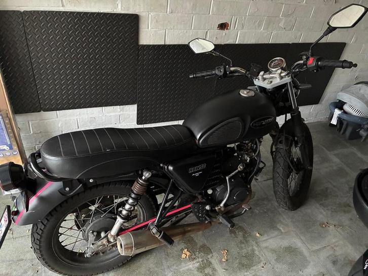 Hanway raw 50, Fietsen en Brommers, Brommers | Derbi, Zo goed als nieuw, Ophalen