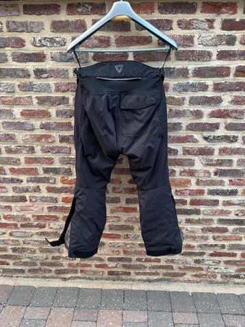 Pantalon de moto Revit taille M court, Seconde main, Hommes, Pantalon | textile, Enlèvement
