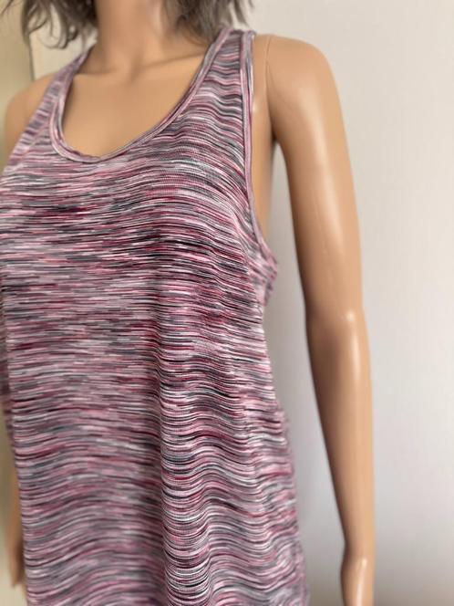 Beautiful sport top (size S/M), Kleding | Dames, Topjes, Gedragen, Maat 38/40 (M), Roze, Zonder mouw, Ophalen of Verzenden