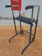 Tribune d'intérieur vendue par la Croix-Rouge, Enlèvement