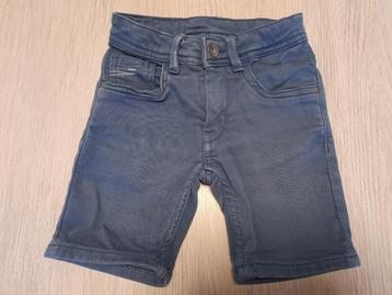 Blauwe short JBC 104 beschikbaar voor biedingen
