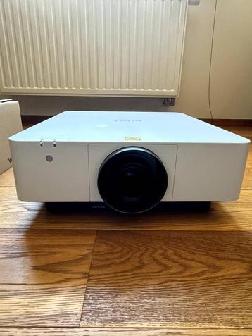 Projecteur Laser Sony VPL-FHZ85 + Lens beschikbaar voor biedingen