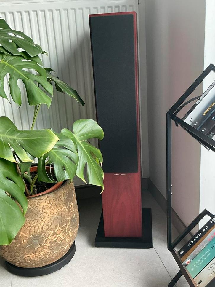 B&W 704 S2 set speakers, Audio, Tv en Foto, Luidsprekerboxen, Zo goed als nieuw, Ophalen