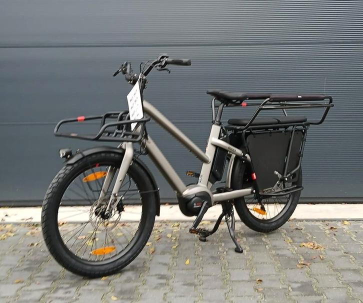 Benno Boost longtail transportfiets - inclusief accesoires, Fietsen en Brommers, Elektrische fietsen, Nieuw, 47 tot 51 cm, 50 km per accu of meer