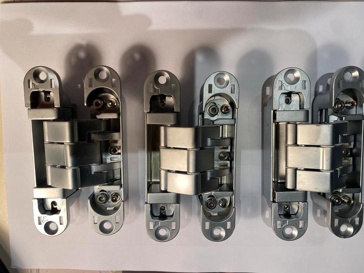 Argenta Invisible Medium, Doe-het-zelf en Bouw, Deuren en Vliegenramen, Gebruikt, Binnendeur, Metaal, Ophalen of Verzenden