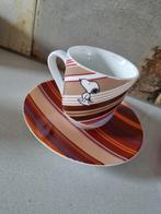 Espresso tasje Snoopy, Collections, Porcelaine, Cristal & Couverts, Enlèvement ou Envoi
