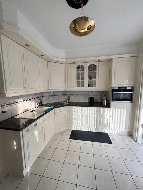 Complete keuken (zelf uit te bouwen en mee te nemen), Huis en Inrichting, Keuken | Complete keukens, Hoekkeuken, Wit, Graniet of Steen