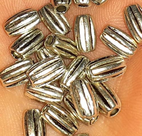 lot kralen 59 tube zilver, Hobby en Vrije tijd, Kralen en Sieraden maken, Verzenden
