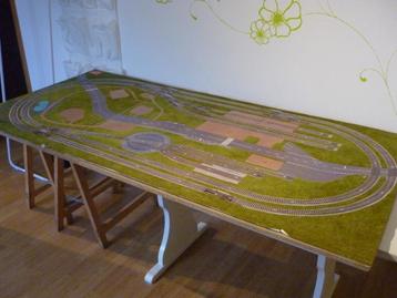 Gratis Vezelplaat 206x97,5 cm Train track Fleischmann HO beschikbaar voor biedingen