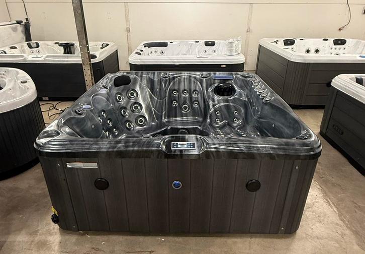 Balboa Jacuzzi | Devine | Energiezuinig, Tuin en Terras, Zwembad-toebehoren, Zo goed als nieuw, Filter, Ophalen of Verzenden