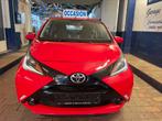Toyota Aygo 1.0i 71 pk CarPlay Airco uit het jaar 2016, Auto's, Toyota, Voorwielaandrijving, Stof, Zwart, 4 cilinders