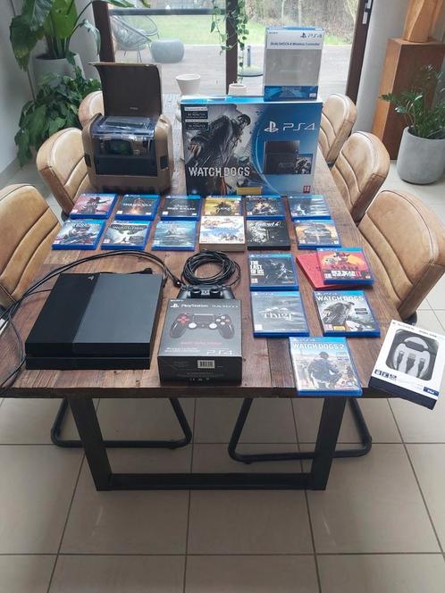 Playstation 4 jet black 500gb + games + acc, Consoles de jeu & Jeux vidéo, Consoles de jeu | Sony PlayStation 4, Comme neuf, Original