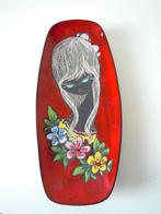 Grand bol avec une jeune femme en céramique de Saint-Marin, Antiquités & Art, Antiquités | Céramique & Poterie, Enlèvement ou Envoi