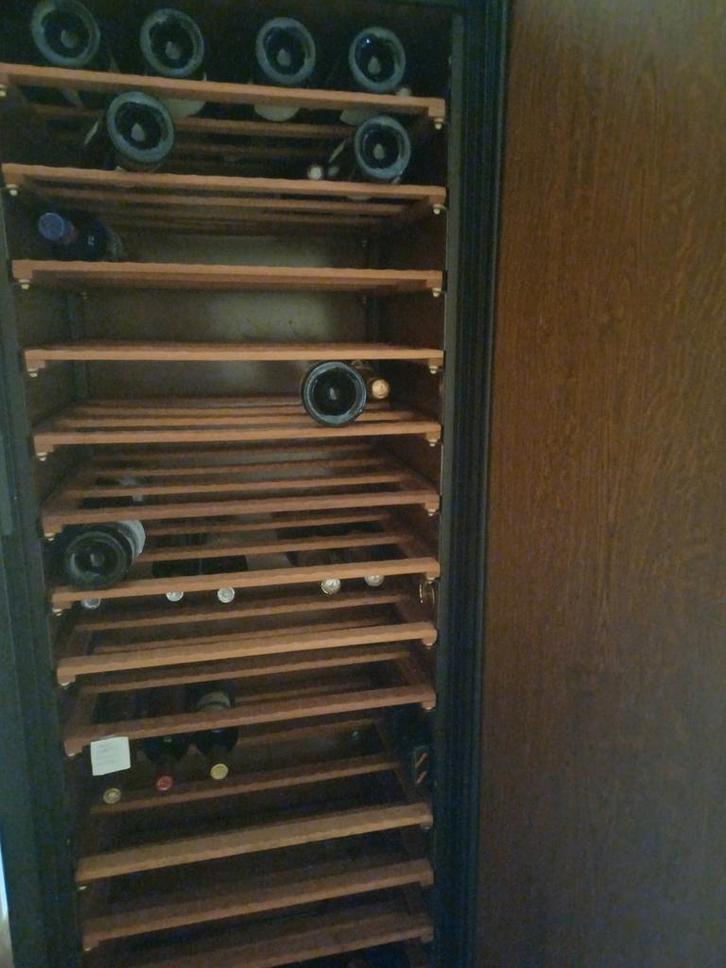 VINOTHEEK merk EURO CAVE -, Huis en Inrichting, Kasten | Roldeurkasten en Archiefkasten, Gebruikt, 150 tot 200 cm, 50 tot 100 cm