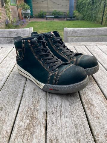 Werkschoenen red brick beschikbaar voor biedingen