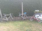 3 oude fietsen : Motobecane, Giacomelli....., Ophalen